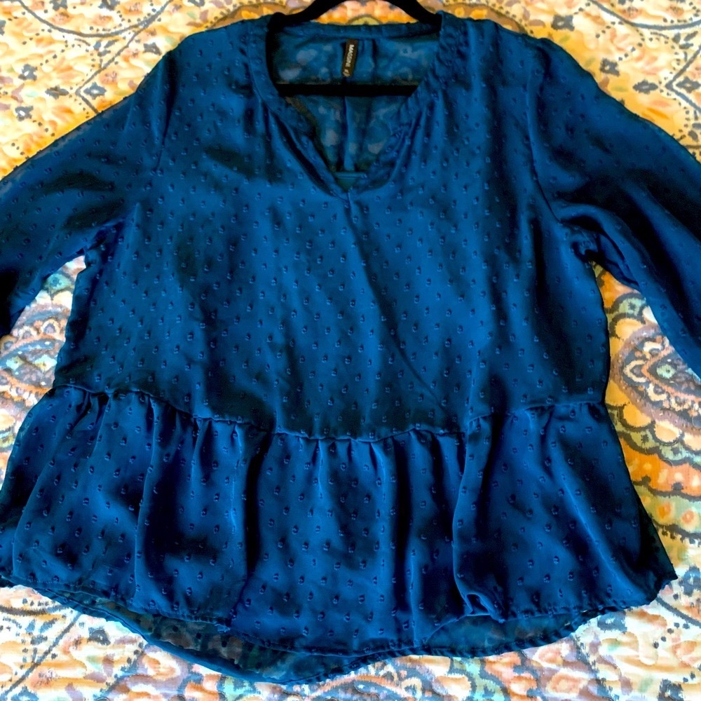 🎃 4 for $30! Blue peplum blouse
